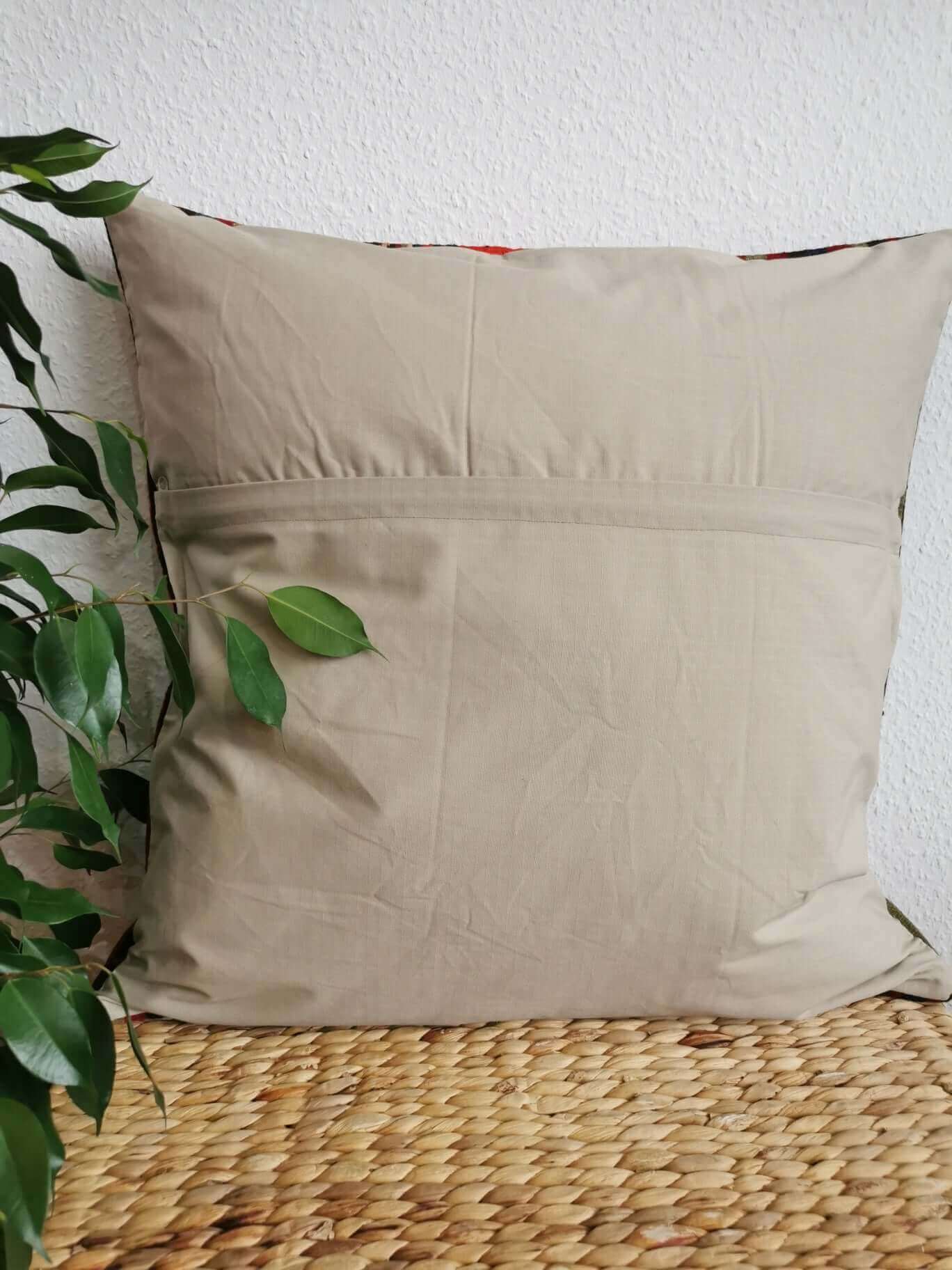Kilim Pillow Cover, Turkey, old, unique, vintage, Kelim, Kelimkissen, Kissenhuelle, pillow case, boho, eclectic, arabic design