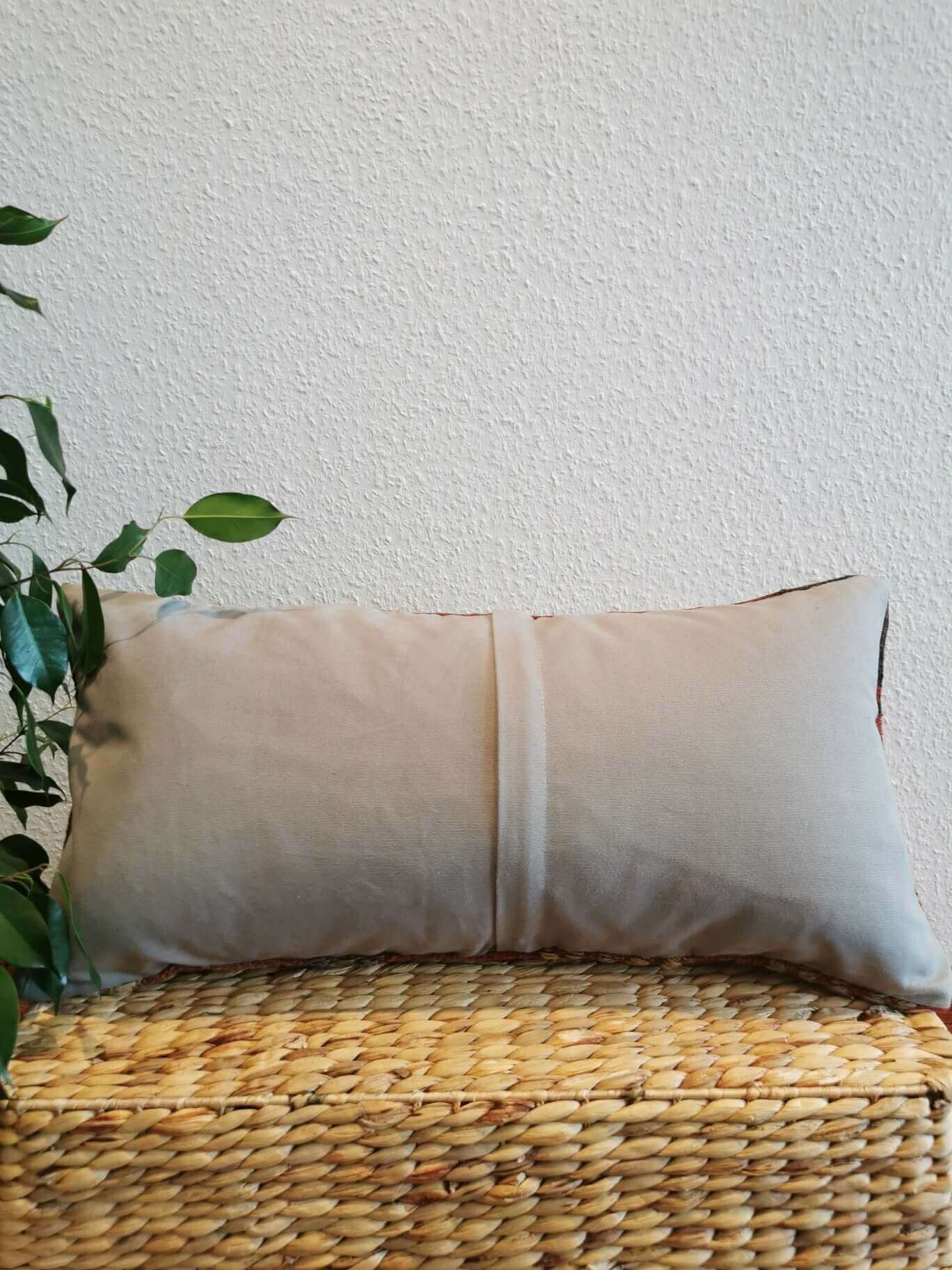 Kilim Pillow Cover, Turkey, old, unique, vintage, Kelim, Kelimkissen, Kissenhülle, pillow case, boho, eclectic, arabic design, Turkish, Anatolian
