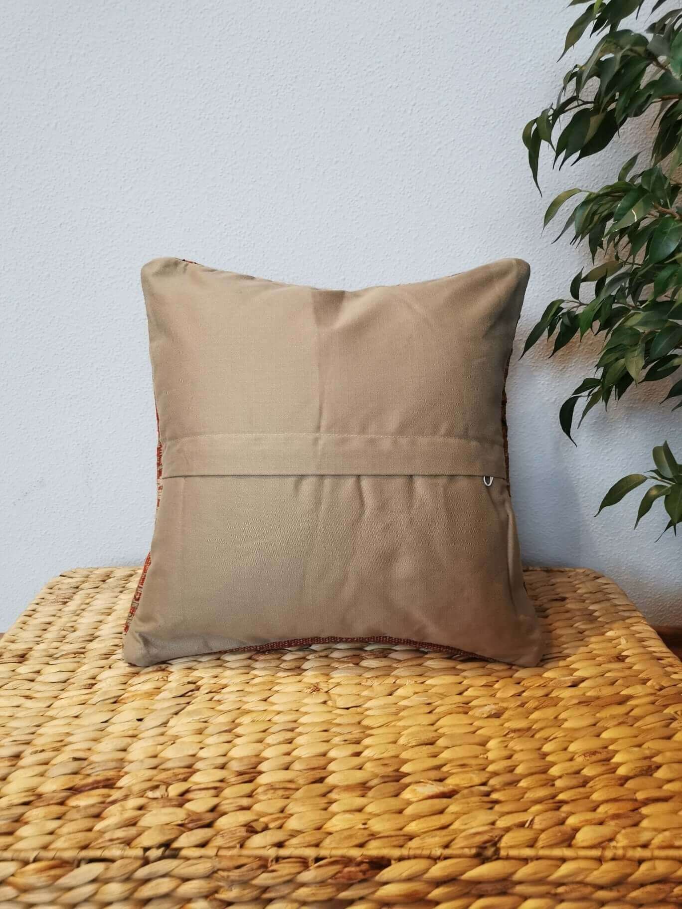 Kilim Pillow Cover, Turkey, old, unique, vintage, Kelim, Kelimkissen, Kissenhuelle, pillow case, boho, eclectic, arabic design