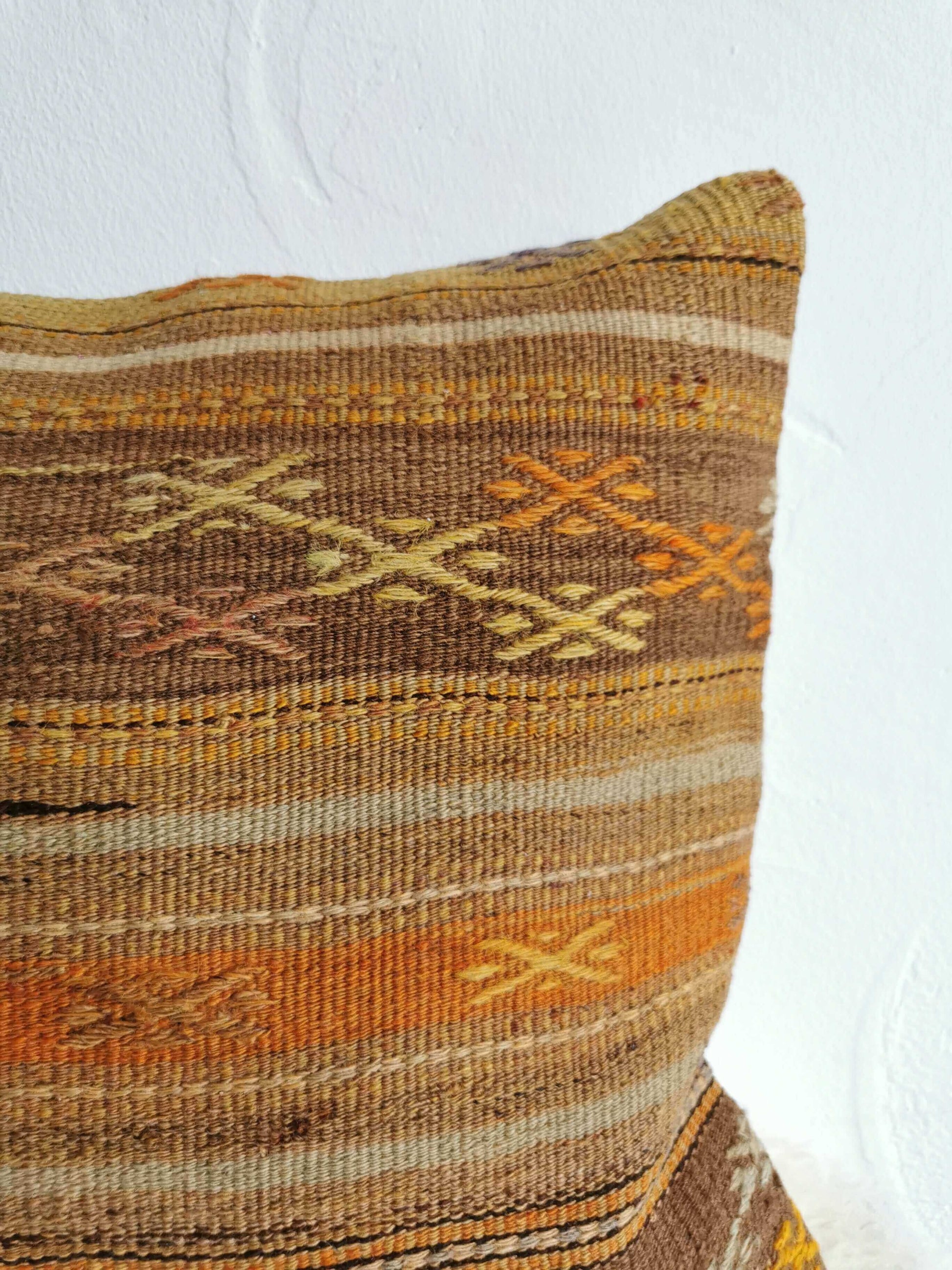 square pillow cover, kilim pillow, kilim pillow cover, pillow cover, throw pillow, kilim pillow case, kilim rugs case, bohemian pillow case, decorative cushion, kilim cushion case, sofa cushion case, boho vintage décor, boho home décor,