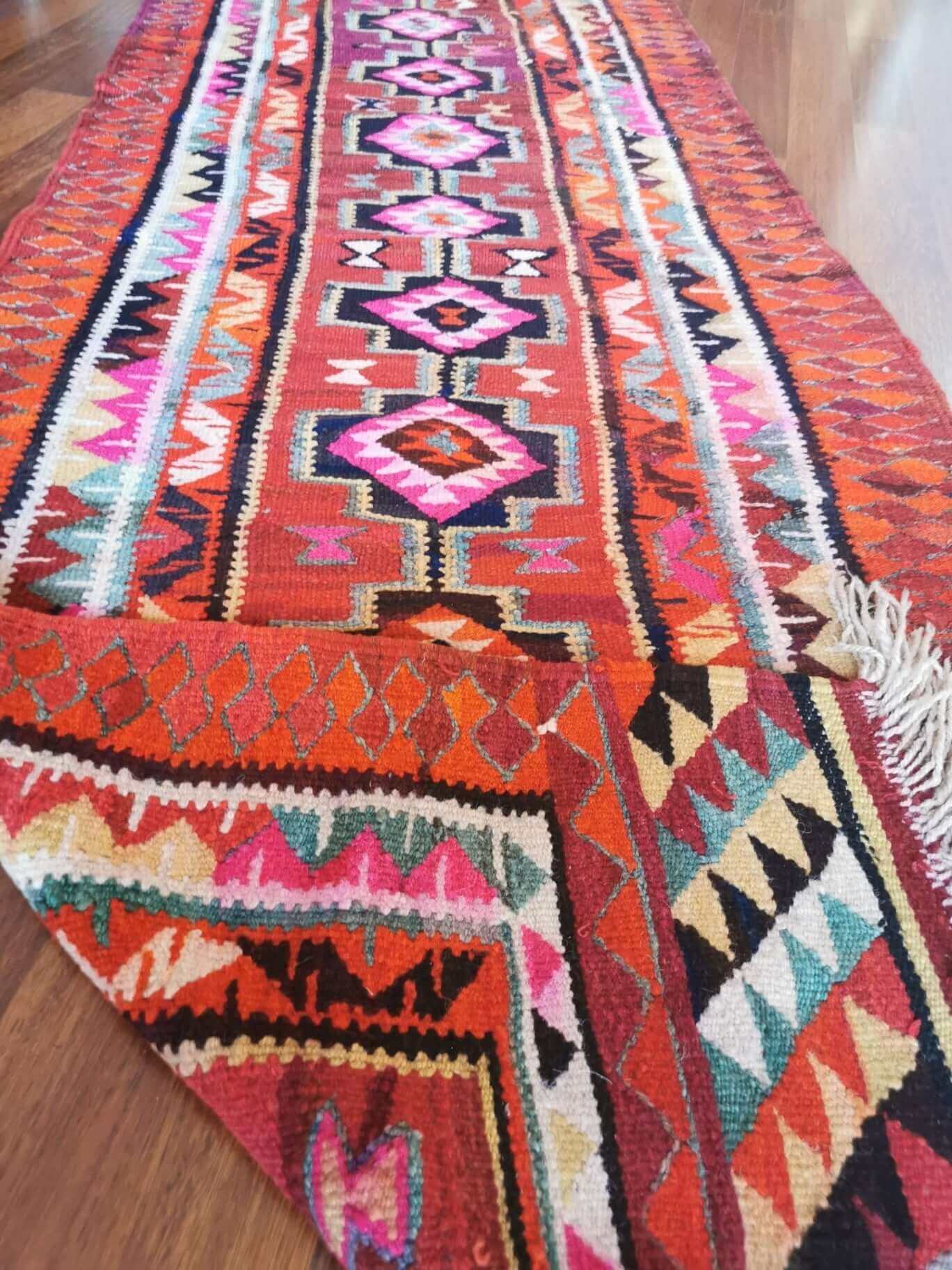 Kilim Rug, Iraqi, old, unique, vintage, Kelim, boho, eclectic, arabic design, Oriental, kilim runner, wool