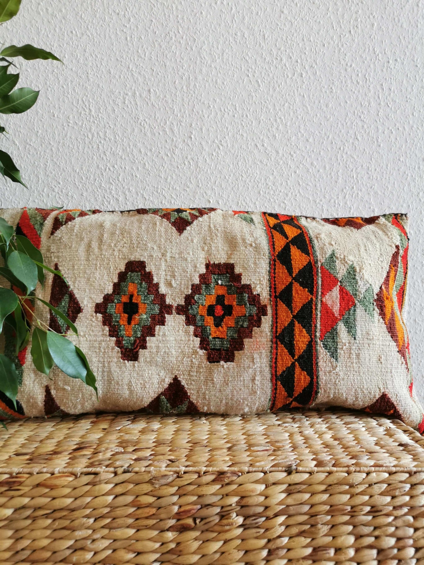Kilim Pillow Cover, Iraq, old, unique, vintage, Kelim, Kelimkissen, Kissenhülle, pillow case, boho, eclectic, arabic design, throw pillow