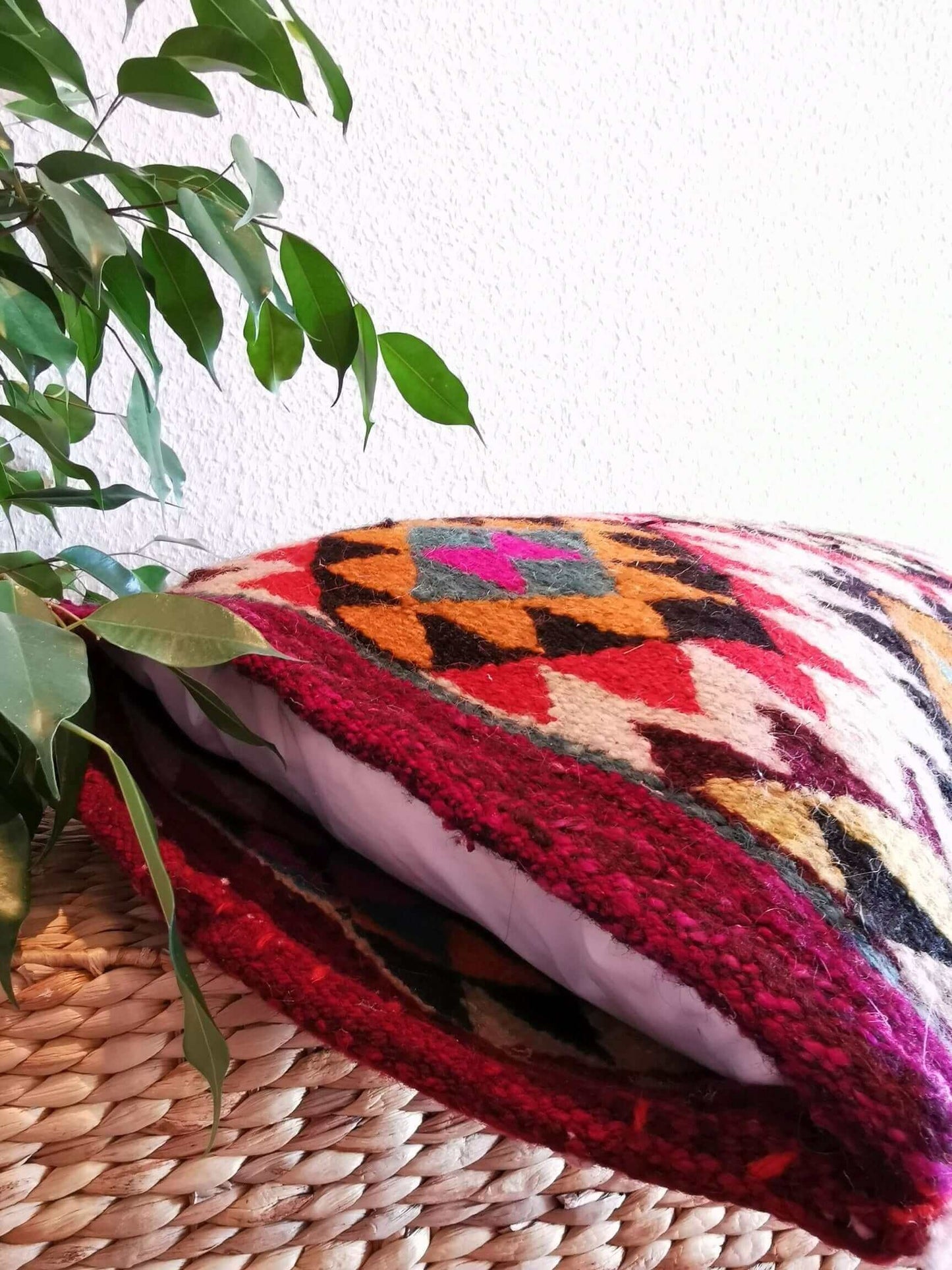 Kilim Pillow Cover, Iraq, old, unique, vintage, Kelim, Kelimkissen, Kissenhülle, pillow case, boho, eclectic, arabic design